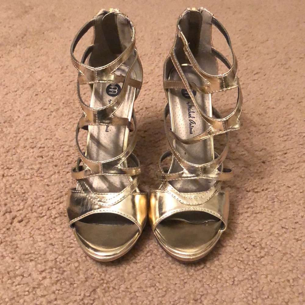 Gold/champagne Michael Antonio heels